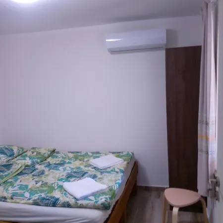 Semesterbostad Къща За Гости Азалия1 Slăntjev Brjag