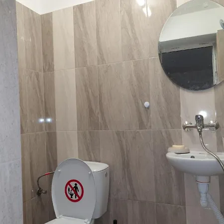 Semesterbostad Къща За Гости Азалия1 *